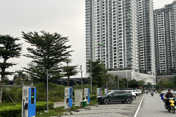 Cần giải pháp tổng thể cho trạm sạc xe điện