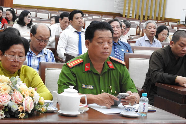 TP Hồ Chí Minh: Mặt trận phường Phú Nhuận ủng hộ đồng bào lũ lụt hơn 1,3 tỷ đồng