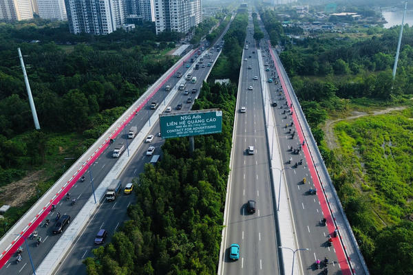 TP Hồ Chí Minh: Đưa vào sử dụng làn đường riêng cho người đi xe đạp