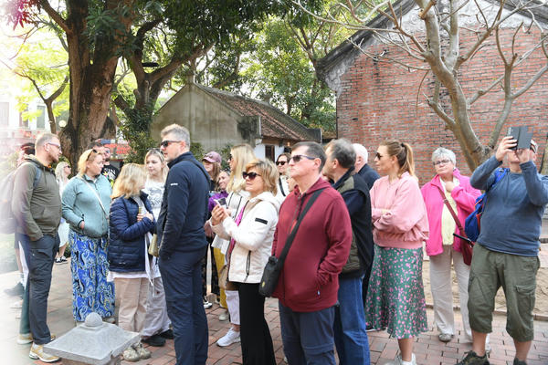 Du lịch khởi sắc ngay từ đầu năm