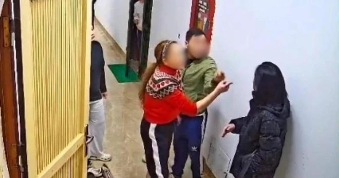 Tình làng nghĩa xóm giữa lòng chung cư