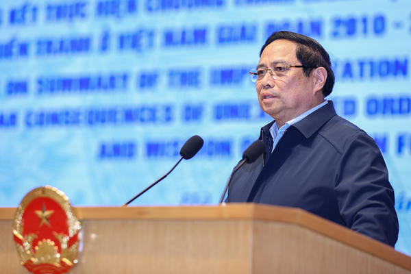 Thủ tướng: Cơ bản hoàn thành làm sạch ô nhiễm bom mìn vào năm 2045