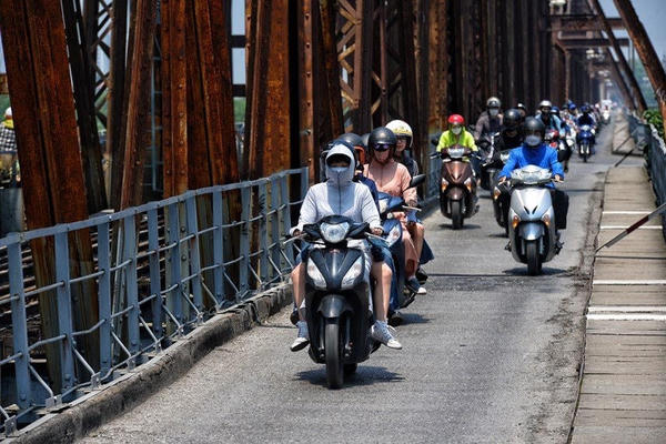 Bắc Bộ rét về đêm và sáng sớm, Nam Bộ nắng ấm