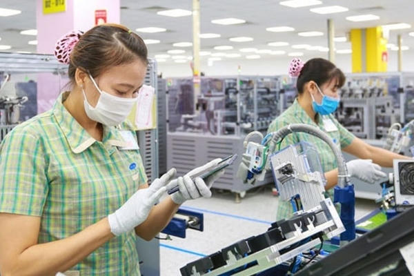 Xuất khẩu điện tử trước yêu cầu sản xuất bền vững