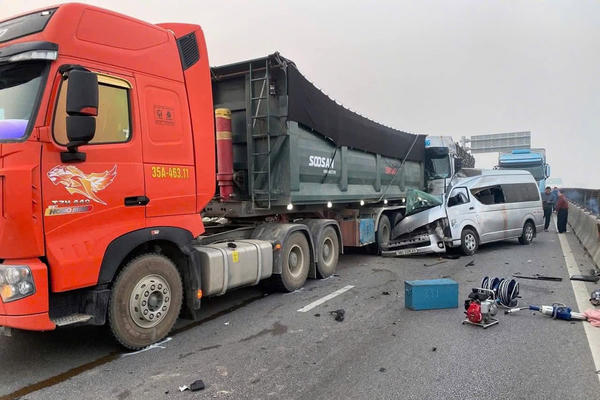 Nguyên nhân vụ tai nạn nghiêm trọng làm 4 người chết, 5 người bị thương