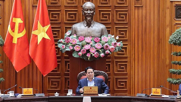 Thủ tướng chủ trì cuộc họp về đất hiếm và các dự án BT trong lĩnh vực giao thông