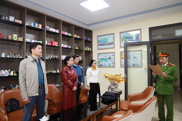 Công an Lào Cai triệt phá đường dây thực phẩm chức năng giả quy mô đặc biệt lớn