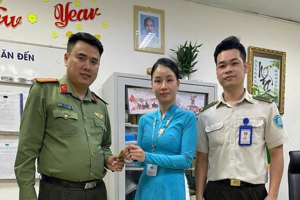 Cảng hàng không quốc tế Đà Nẵng giúp du khách tìm lại nhẫn kim cương