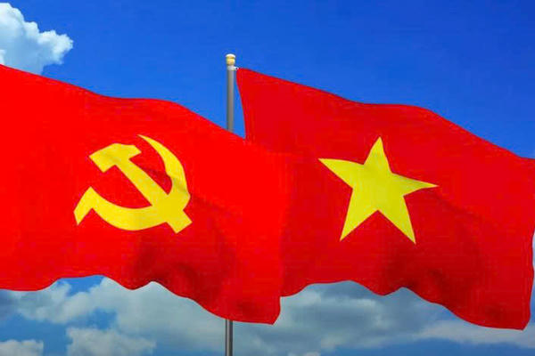 Dưới lá cờ vẻ vang của Đảng 