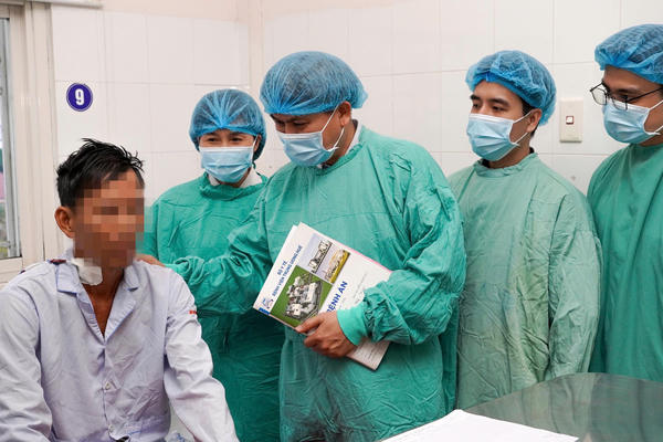 Thực hiện thành công ca cắt thận đa nang và ghép thận trong 1 lần phẫu thuật đầu tiên ở Việt Nam