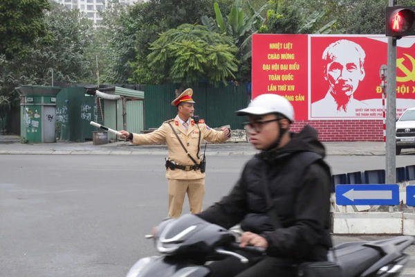 Siết chặt trật tự và bảo đảm an toàn giao thông dịp Tết