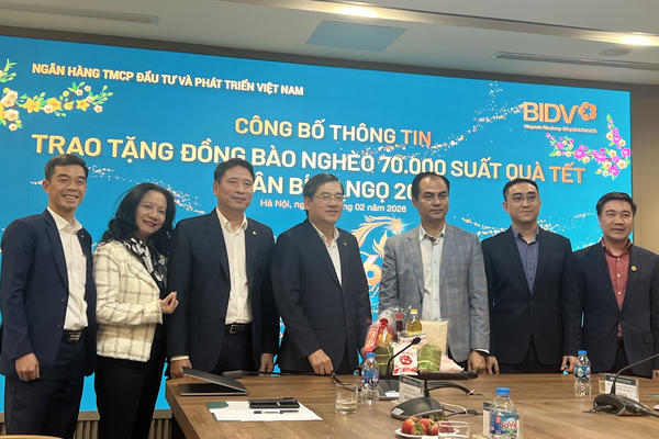 BIDV dành 70 ngàn phần quà Tết cho đồng bào nghèo Xuân Bính Ngọ 2026