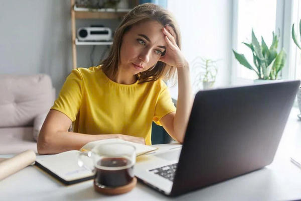 Ảnh hưởng tâm lý do làm việc từ xa 