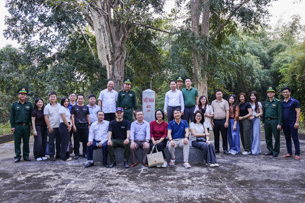 “Xuân Biên phòng - Ấm lòng dân bản” 2026 tại Đắk Lắk: Tết nghĩa tình nơi biên giới