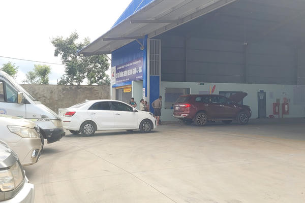 Siết chặt kiểm định khí thải ô tô theo lộ trình mới