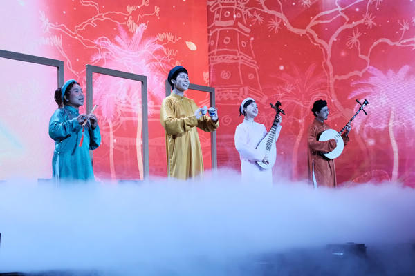 Điểm hẹn tiếng cười mùa Xuân