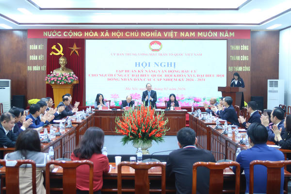 Trang bị kiến thức, kỹ năng vận động tranh cử cho ứng viên thuộc khối Mặt trận