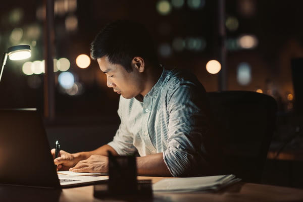 Văn hóa làm thêm giờ tự nguyện