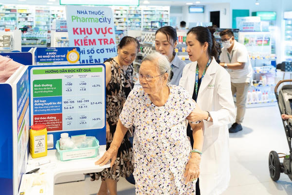 Ngày thầy thuốc Việt Nam: Câu chuyện về "Người gác cổng" thầm lặng trong hành trình chăm sóc sức khỏe toàn dân