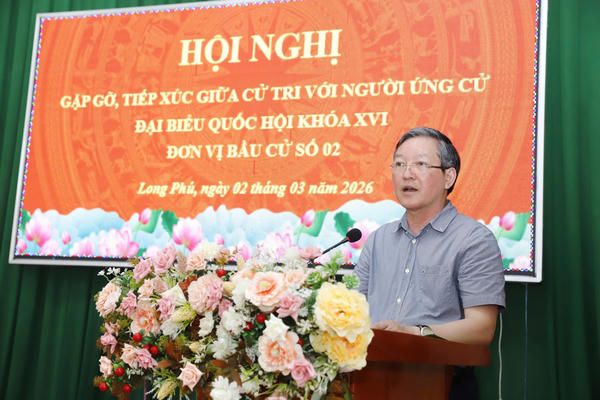 Ông Lương Quốc Đoàn tiếp xúc cử tri An Giang Ông Lương Quốc Đoàn tiếp xúc cử tri An Giang