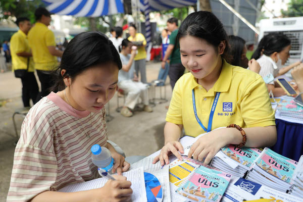 Giới hạn 15 nguyện vọng: Thí sinh tính toán kỹ khi chọn trường Giới hạn 15 nguyện vọng: Thí sinh tính toán kỹ khi chọn trường