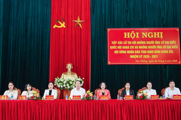 Phó Chủ tịch Quốc hội Nguyễn Thị Thanh tiếp xúc cử tri Ninh Bình