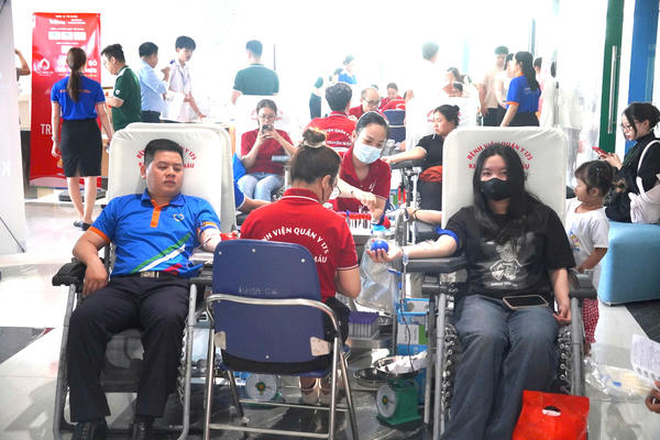 TP Hồ Chí Minh: 5.000 sinh viên tham gia hiến máu tình nguyện 