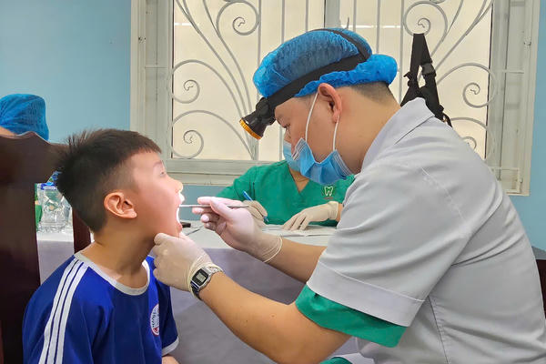 Sức khỏe răng miệng chưa được coi trọng đúng mức 