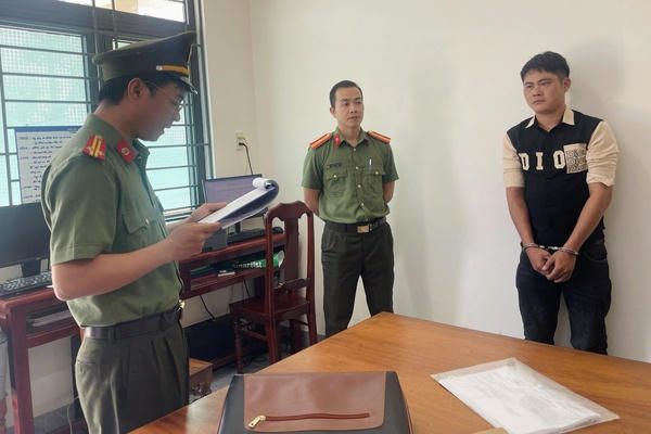 Gia Lai: Bắt tạm giam đối tượng tàng trữ súng và 79 viên đạn