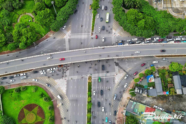 Hà Nội điều chỉnh tổ chức giao thông nút giao Cổ Linh - Đàm Quang Trung phục vụ thi công hầm chui