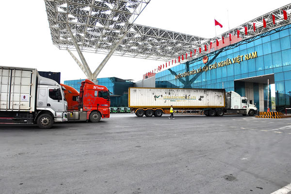 Quảng Ninh: Thông quan ngày nghỉ cuối tuần, hướng tới cửa khẩu “không ngủ”