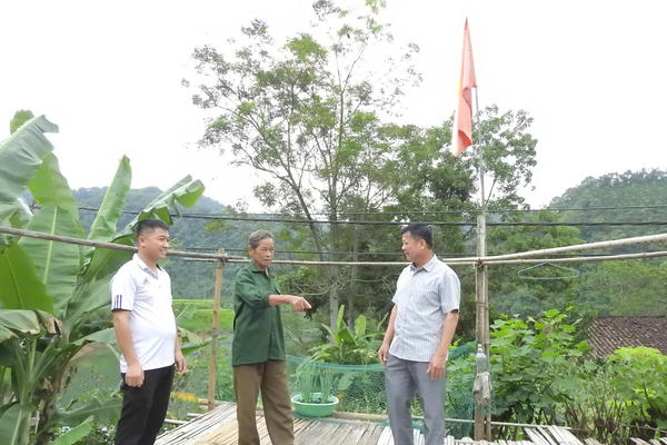 Già làng, trưởng bản – “lá chắn mềm” giữ bình yên biên cương