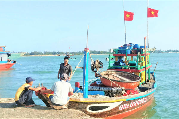 Doanh nghiệp thích ứng với khó khăn