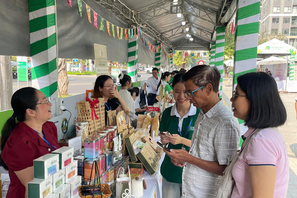 581 doanh nghiệp đạt chứng nhận Hàng Việt Nam Chất lượng cao 2026