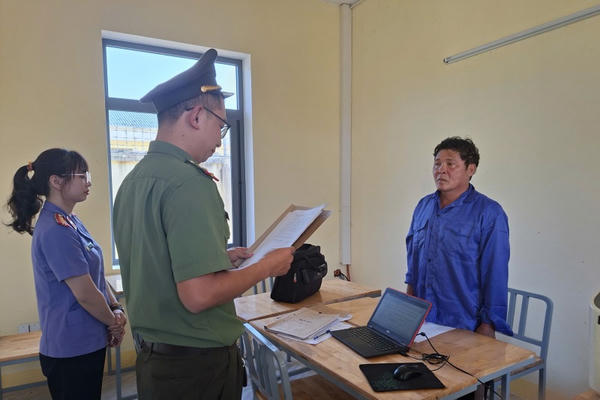 Quảng Ngãi: Khởi tố chủ tàu cá vận chuyển trái phép vật liệu nổ