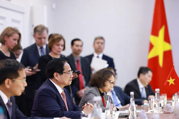 Thủ tướng Phạm Minh Chính tiếp Thư ký Hội đồng An ninh Liên bang Nga