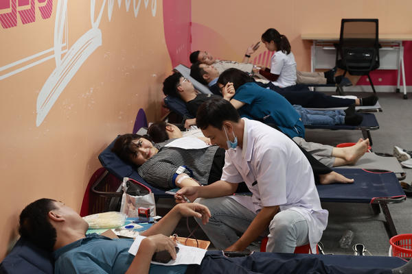 Đà Nẵng: Hàng trăm người hiến máu nhân đạo lan tỏa giá trị sống vì cộng đồng
