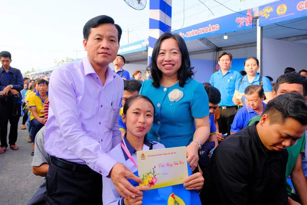 Đẩy mạnh hoạt động chăm lo cho người lao động