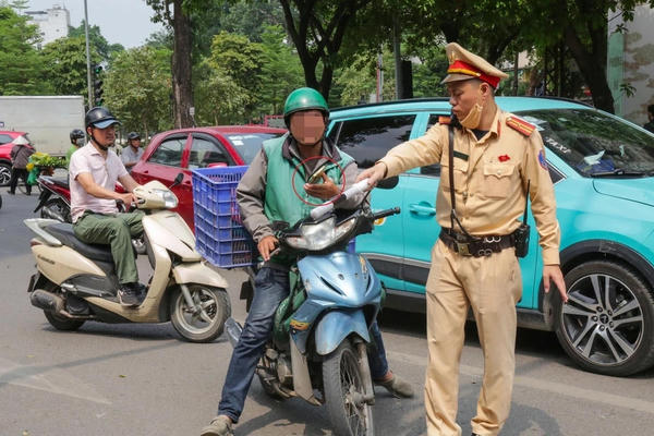 Bãi bỏ toàn bộ Nghị định 100 về xử phạt vi phạm giao thông