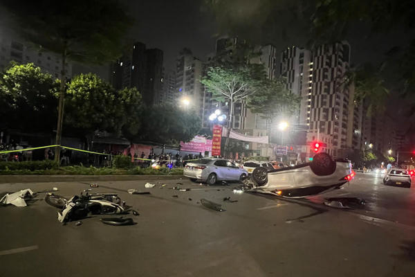 Tạm giữ hình sự tài xế xe Lexus gây tai nạn liên hoàn ở Hà Nội