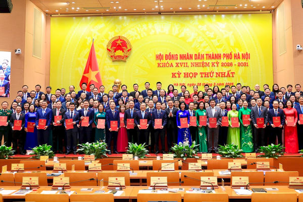 Kỳ họp thứ nhất HĐND Hà Nội khoá XVII: Bầu Chủ tịch Hội đồng nhân dân và Uỷ ban nhân dân 