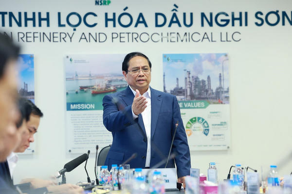 Thủ tướng: Nhà máy lọc hóa dầu Nghi Sơn phải đa dạng hóa nguồn cung Thủ tướng: Nhà máy lọc hóa dầu Nghi Sơn phải đa dạng hóa nguồn cung