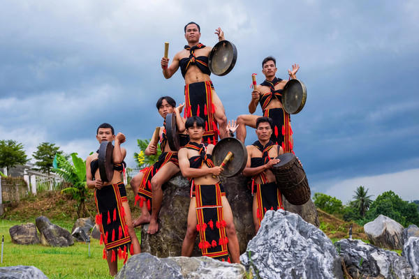 “Già làng” tuổi 32 “thắp lửa” trên đỉnh Trà Giáp