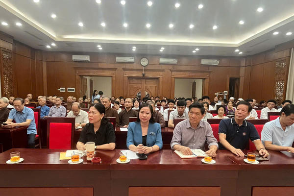 Hà Nội: Tuyên truyền, quán triệt Nghị quyết cho chức sắc tôn giáo và người uy tín