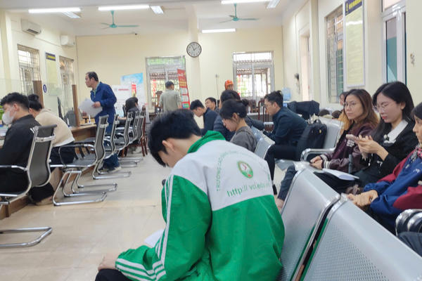 Những nhóm nào được đề xuất tăng lương cơ sở lên 2,53 triệu đồng từ ngày 1/7?