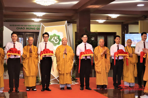 Khai mạc triển lãm '45 năm Giáo hội Phật giáo Việt Nam: Phát triển cùng đất nước - Bước vào kỷ nguyên mới'