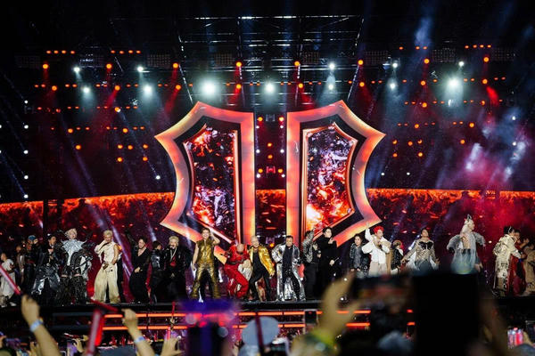 Âm nhạc Việt: Khi sân khấu trở thành ngành công nghiệp