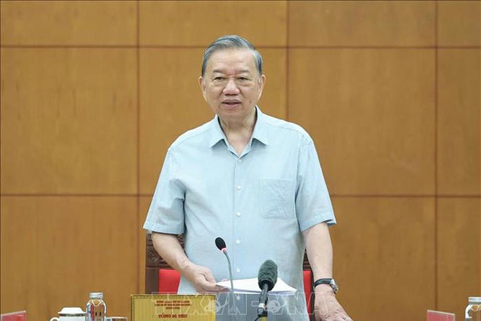 Tổng Bí thư: Nghiên cứu kỹ các phương án để xử lý hài hòa, tháo gỡ vướng mắc trong lĩnh vực đất đai