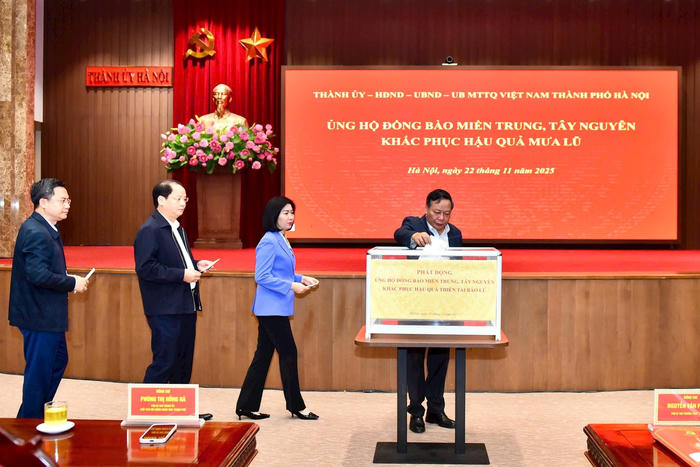 Hà Nội phát động ủng hộ đồng bào các tỉnh miền Trung, Tây Nguyên khắc phục hậu quả mưa lũ