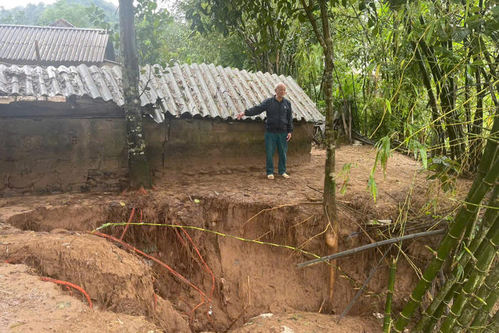 Ổn định lâu dài đời sống người dân vùng sạt lở Ổn định lâu dài đời sống người dân vùng sạt lở